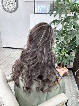 ベルヘアーデザイン 堺東(Belle hair Design) コントラストハイライト/レイヤーカット/外国人風/ハイライト
