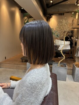 トットファム(tot.fam.) 【t o t . f a m .】縮毛矯正×ミディアムヘア