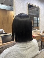 コンフィー(comfy)&nbsp;『shouki』艶髪◎まとまるストレートボブ　ミニウルフ