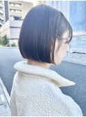 20代30代透明感暗髪アッシュブルーグレージュ丸みボブ