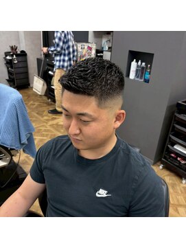 ゴートファミリー 川口(G.O.A.T FAMILY) スキンフェード　濡れパン