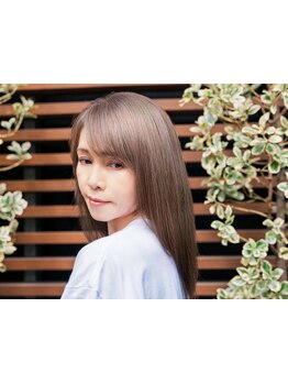 【八王子駅徒歩3分】定期的に染める白髪染めなら、お得に通えるオーガニックヘアカラー専門店Colors Laboへ