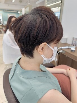 アッシュ 下北沢店(Ash) くせ毛さんでもおさまる耳掛けショート