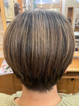 髪の悩みを魅力に変える！一人一人の髪質に合わせたカットで、自宅での再現性も◎自分史上最高のスタイルに