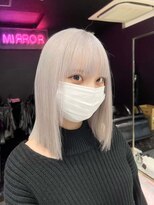 ワンズオゼ 渋谷(ONE's oze) ハイトーン/ダブルカラー/クラゲヘアー/オリーブグレー/小顔/