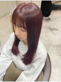 ワンカラーで発色◎ワインレッドカラー!/吉川沙知
