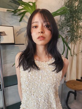 ヒュージ 三軒茶屋(huge) レイヤーカット/顔周りカット/グレージュ/20代30代