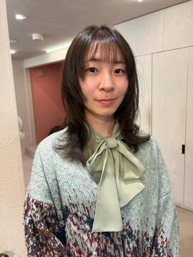 パドメ(padme) ミディアムレイヤー オリーブベージュ ブリーチなしダブルカラー