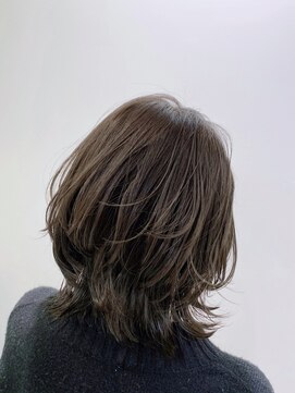 ラ ブーケ 御器所店(La Bouquet) ミディアムレイヤーのグレージュカラー