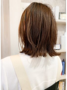 キャアリー(Caary) 福山イルミナカラー人気caaryベージュ切りっぱなし外ハネボブ