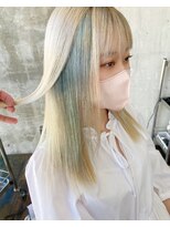 ガルボ ヘアー(garbo hair)&nbsp;#ミディアム#ハイトーン#ホワイト#ブリーチ#ギャル#10代#20代