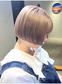 ミニボブ ボブ ブリーチ ミルクティーベージュ 原宿 表参道