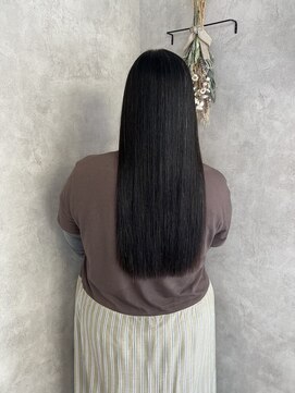 メルバイグラフ 梅田(mel by GRAFF) アイロンいらずの地毛風縮毛矯正