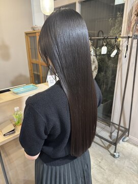 スアバイキキ(SuA by kiki.) 黒髪カタログ/ボブルフ/ネビージュ/ワンレン/小顔スタイル[千葉]