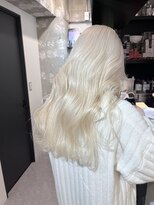 ペレ 渋谷(PELE) イメチェン/ホワイトブロンド/外ハネボブ/ワイドバング/渋谷