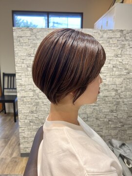 セプトヘア(sept hair) ショートボブ　艶感カラー