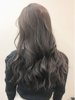 ソフィーズデザイン(Sofi's design)の写真/大人女性のお悩みに特化した、エイジングケアメニューから髪質改善メニューまで豊富に取り揃え◎