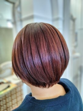 クイーンズゲート 昭和パレス店 丸みショート