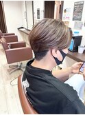 脱白髪染めのハイライト