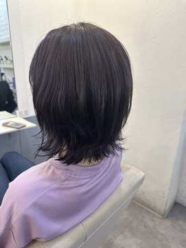 トッカ ヘアアンドトリートメント 難波店 ボブレイヤー×パーフルカラーで動きのある大人スタイル