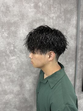 スピン 本八幡(SPIN) スペインカール/スパイキーショート/ブルーブラック/本八幡