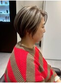 小顔ショートボブハイライトカラー大人ショートカット白髪ぼかし
