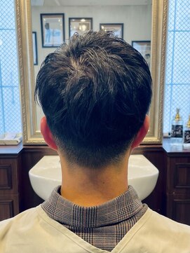 グレイスフルバーバーロンドン 大宮店(Graceful Barber London) 【20代 男性】ロンドンツーブロック（大宮/バーバー）