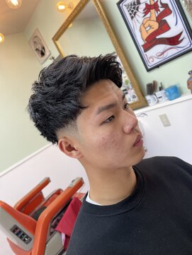 いなたいバーバー ローフェード