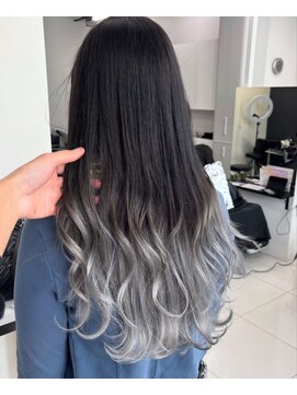 アライブ ハラジュク(ALIVE harajuku) 【ALIVE 夕貴】シルバーグラデーションカラー♪