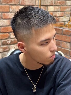 プレミアムバーバー 表参道店(PREMIUM BARBER produce by HIRO GINZA) フェードカット