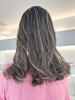 ノラ ウメダ(NORA UMEDA)&nbsp;地毛ハイライトカラーインナーハイライトグラデーション