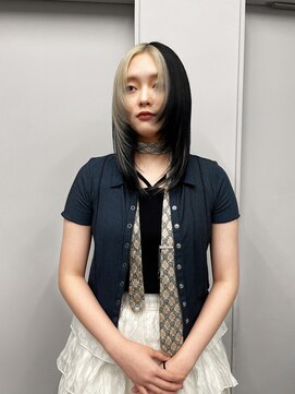 ヴァーディ オモテサンドウ(Vardy omotesando) block design/ポイントブリーチ