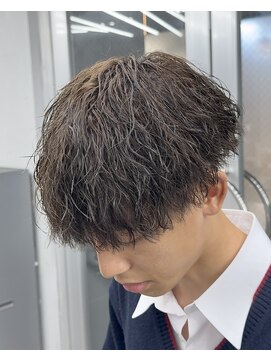 オーバル ジングウマエ(OVARL jingumae) 細かめ縦落ちツイストスパイラル