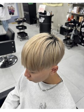 バジー バイ ディーアンドティー(Buzzy by D&T) ブロンドマッシュ