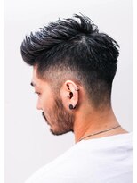 メリケンバーバーショップ コウベ(MERICAN BARBERSHOP KOBE)&nbsp;アラサー無造作刈り上げスパイキーアップバングショート