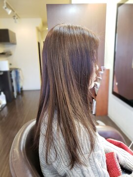 ヘアメイク ビス(Hair Make Bis.) ロングレイヤースタイル