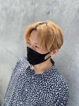 ヘアーメイク ヴァンセット HAIR & MAKE VINGT-SEPT センターパート☆ブロンドヘアー