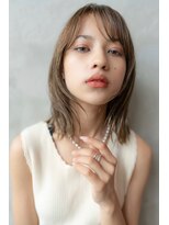 ケアリー 武蔵小杉(Carelly)&nbsp;フェザーバングカーキグレージュ大人かわいいマッシュショート