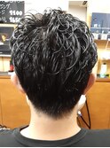 アップバングツーブロックパーマスタイル（センターパート）床屋