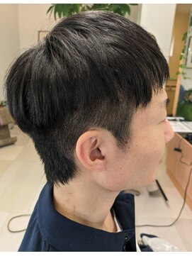 グラムゼロ メンズのナチュラルツーブロックスタイル