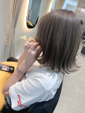 ランド(LAND) グレージュ×外ハネボブ