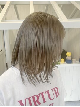 マルキーズ(marquise) ホワイトグレージュカラー【安佐南区】