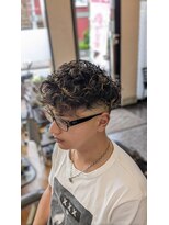 ニューつどい(HAIR SALON) 【三ツ境駅バス５分】スキンフェード×スパイラルパーマ