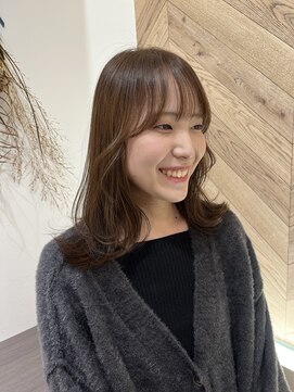 リルーム 伊勢崎店(Re:room) ベージュ × ミディアムレイヤー