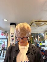 リブロ 三軒茶屋(LIBRO) ツーブロックフェードカットメンズ髪型ツイストパーマ