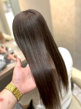 アフィナー(Afinar) 【横浜/横浜駅】艶感溢れるシルキーブラウン