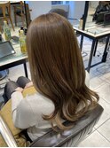 透明感ベージュ