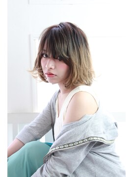 カプリス(caprice) 無造作ロブ3Dデザインカラー