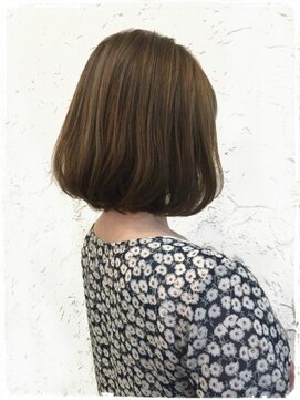 フロール(Flor) 【*+お客様STYLE+*LA+甘すぎない!お洒落BOB】