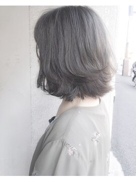 ヘアーアンドアトリエ マール(Hair&Atelier Marl) 【Marl外国人風カラー】グレージュカラーの外ハネボブ